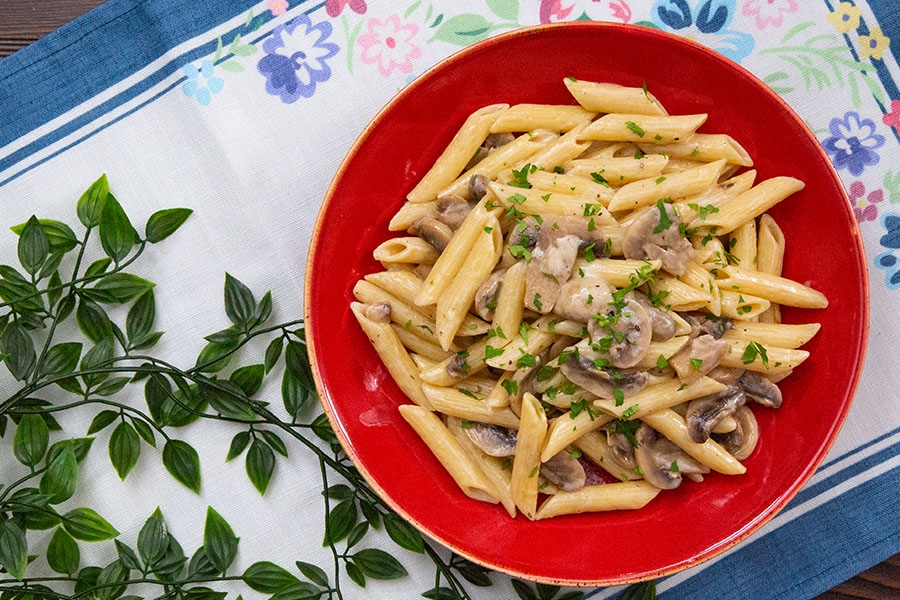 kremalı mantarlı penne